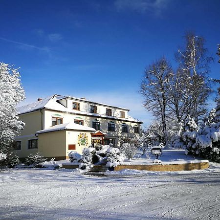 Gasthof Pitterle - Denkenhof Ξενοδοχείο Kilb Εξωτερικό φωτογραφία